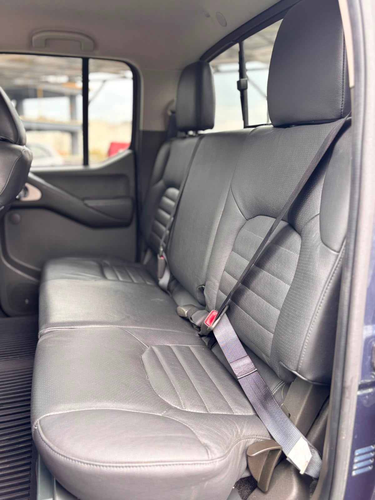 2016 Nissan NP300 FRONTIER 4 PTS PRO 4X L4 25L TA AAC PIEL RA-18 4X4