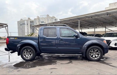 2016 Nissan NP300 FRONTIER 4 PTS PRO 4X L4 25L TA AAC PIEL RA-18 4X4