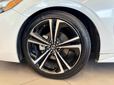 2023 Nissan SENTRA 4 PTS SR CVT AAC ASTOS DEPORTIVOS BOSE QC F LED RA-18