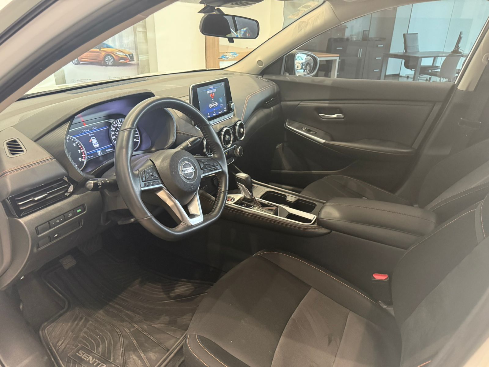 2023 Nissan SENTRA 4 PTS SR CVT AAC ASTOS DEPORTIVOS BOSE QC F LED RA-18