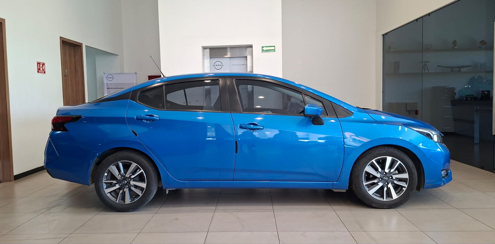 2023 Nissan VERSA 4P ADVANCE L41.6 AUT