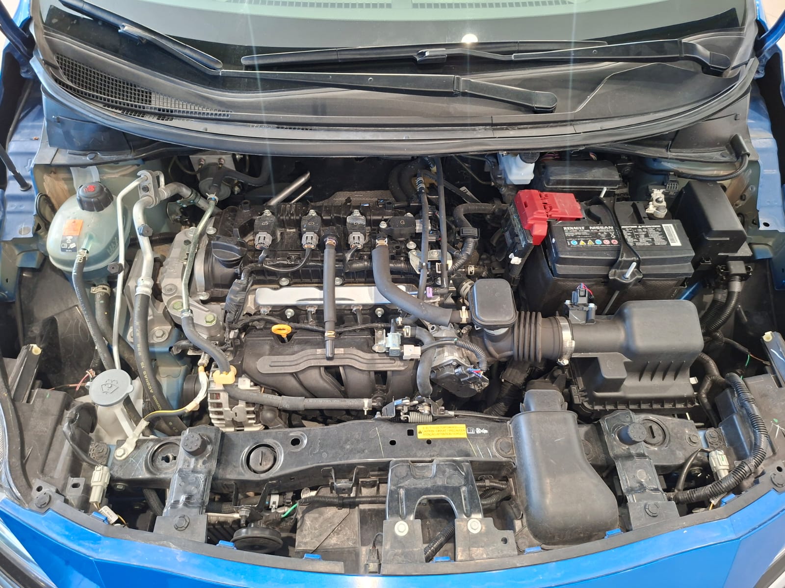 2023 Nissan VERSA 4P ADVANCE L41.6 AUT