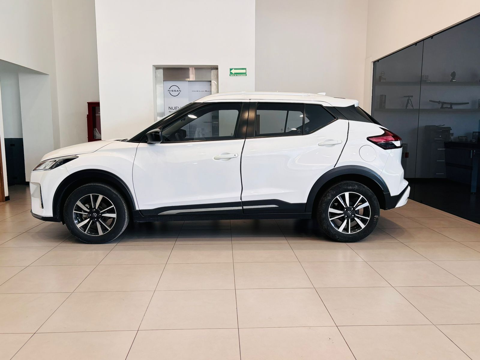 2023 Nissan KICKS 5 PTS ADVANCE 16L TM5 AAC VE RA-16