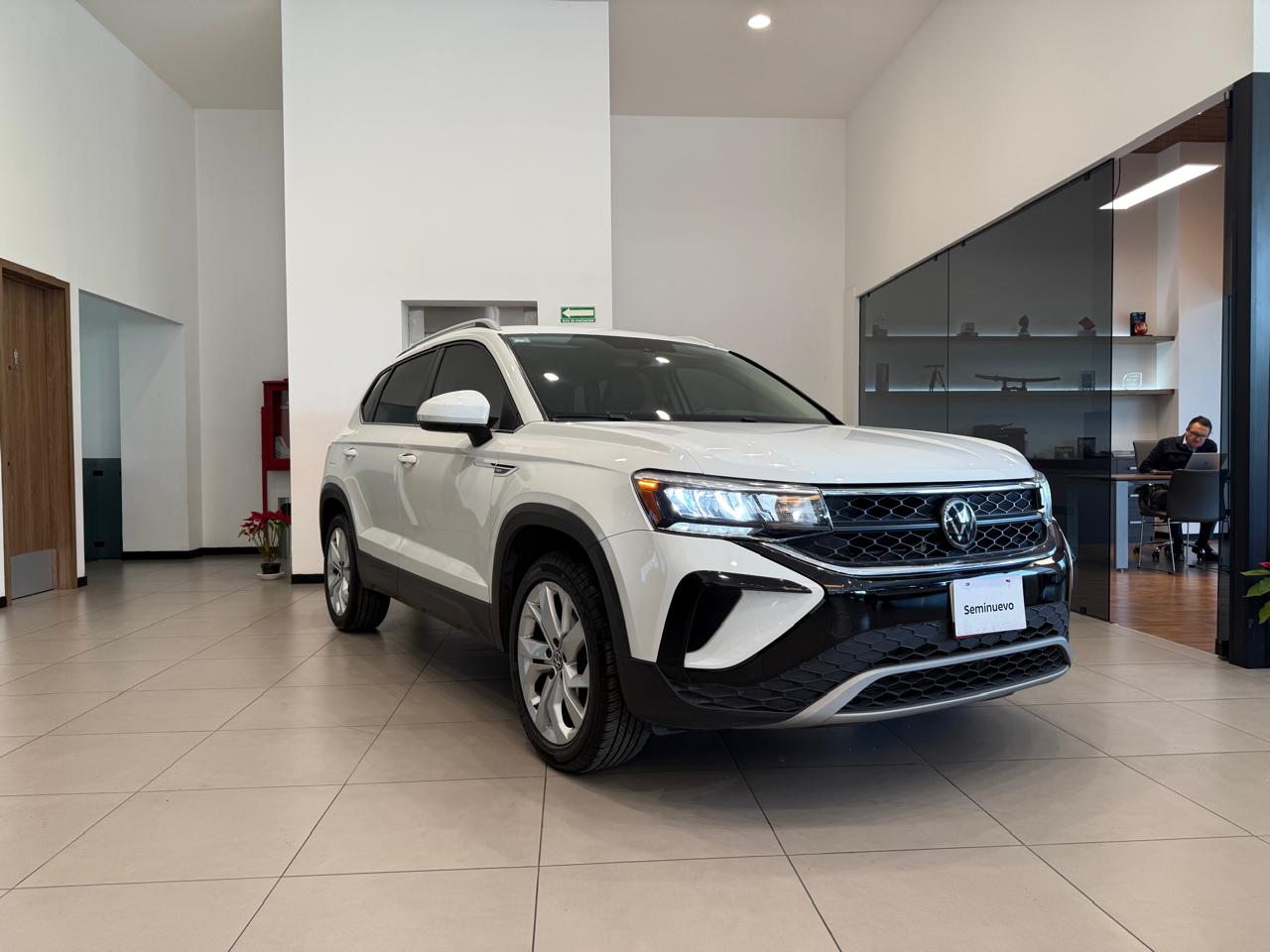 2024 Volkswagen TAOS 5P COMFORTLINE L41.4T AUT