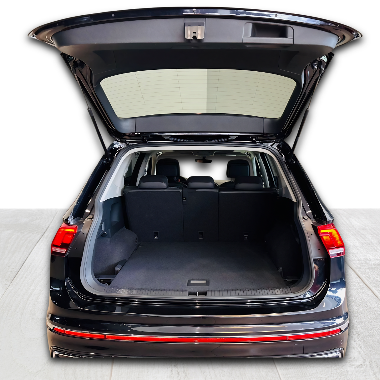 2022 Volkswagen TIGUAN 5 PTS COMFORTLINE 14T DSG PIEL CAMARA REVERSA F NIEBLA RA-17