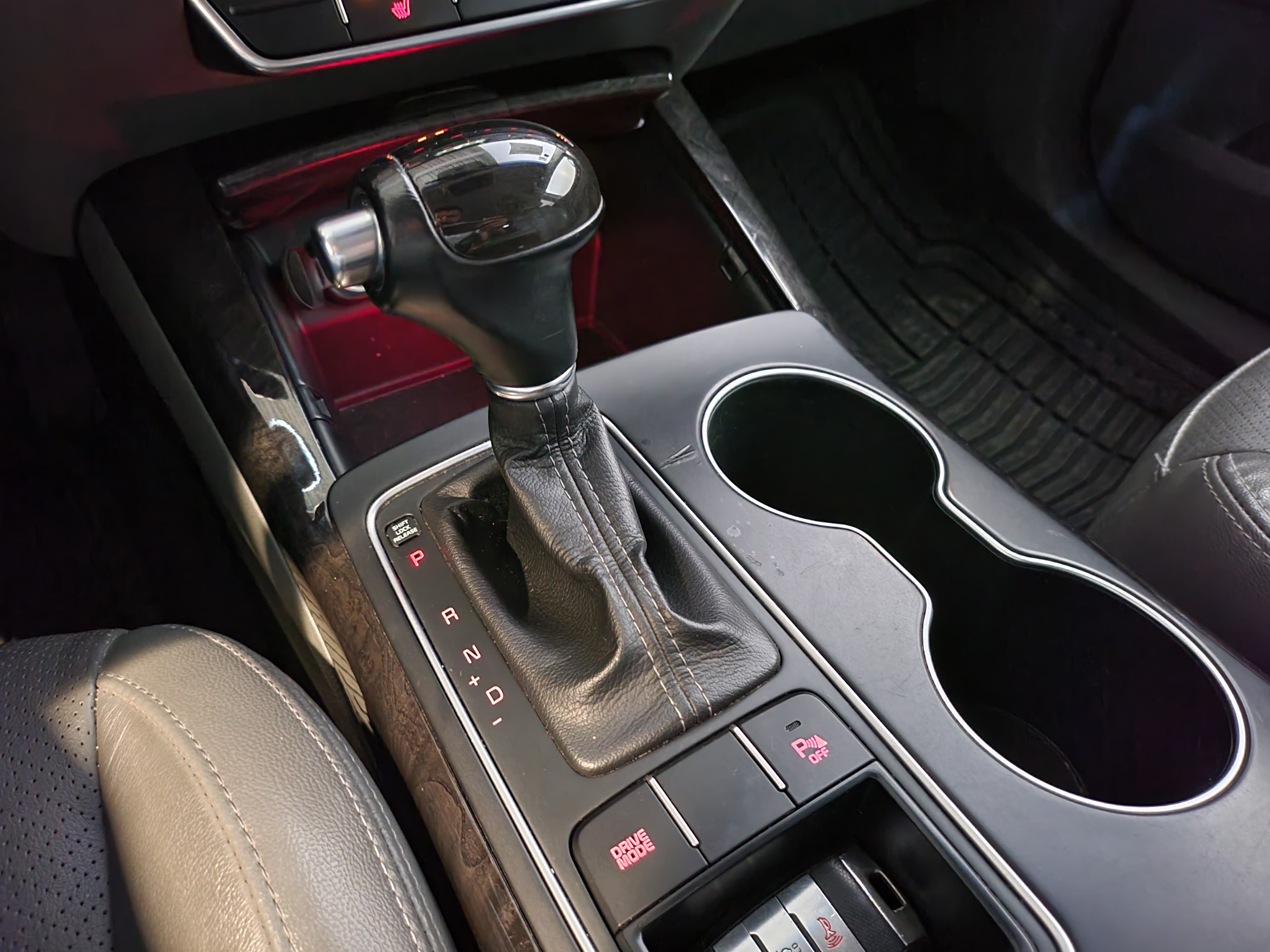 2016 Kia SORENTO 5 PTS EX V6 TA AAC PIEL 7 PAS RA-18