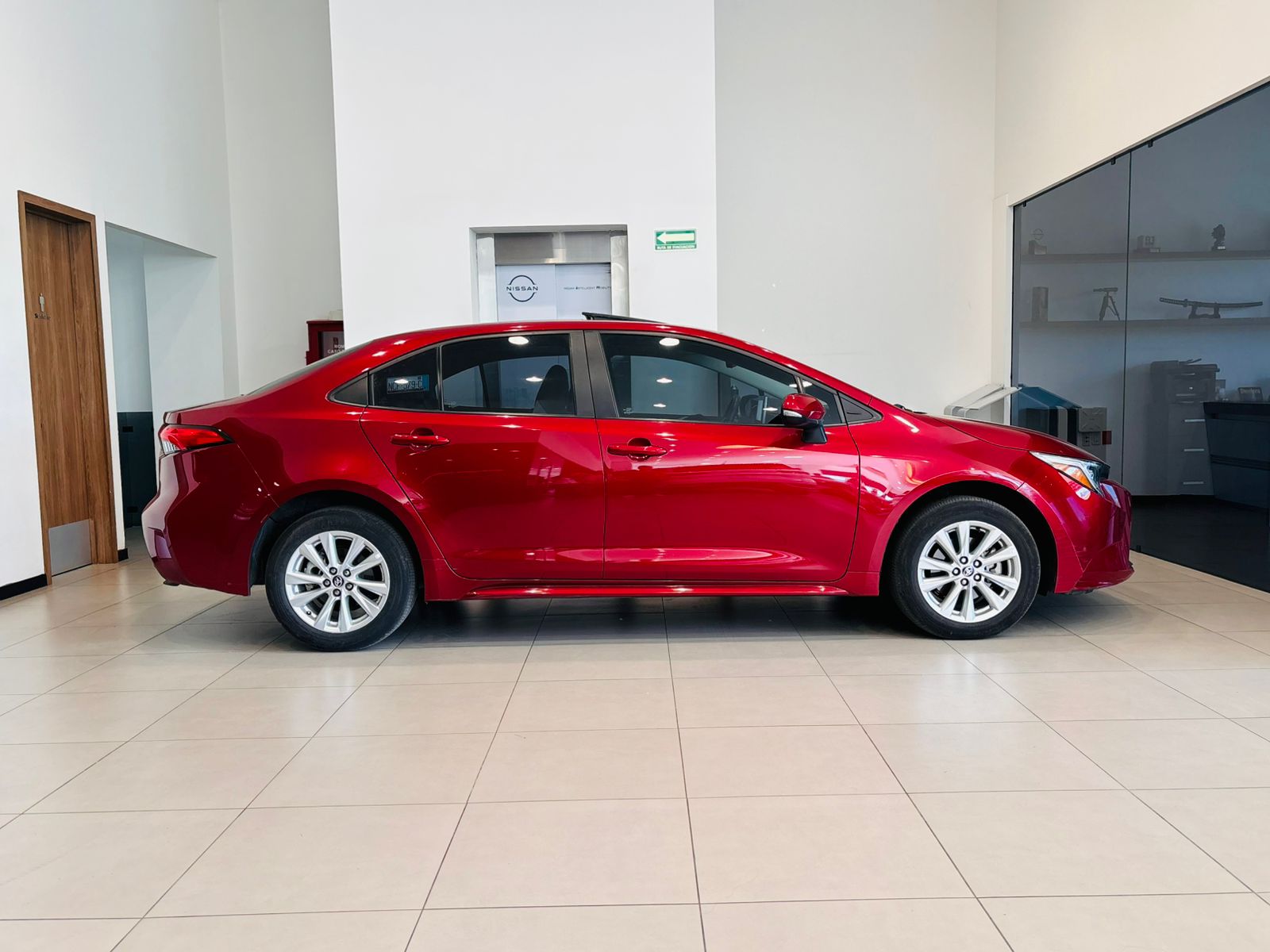 2023 Toyota COROLLA 4P XLE L41.8 AUT
