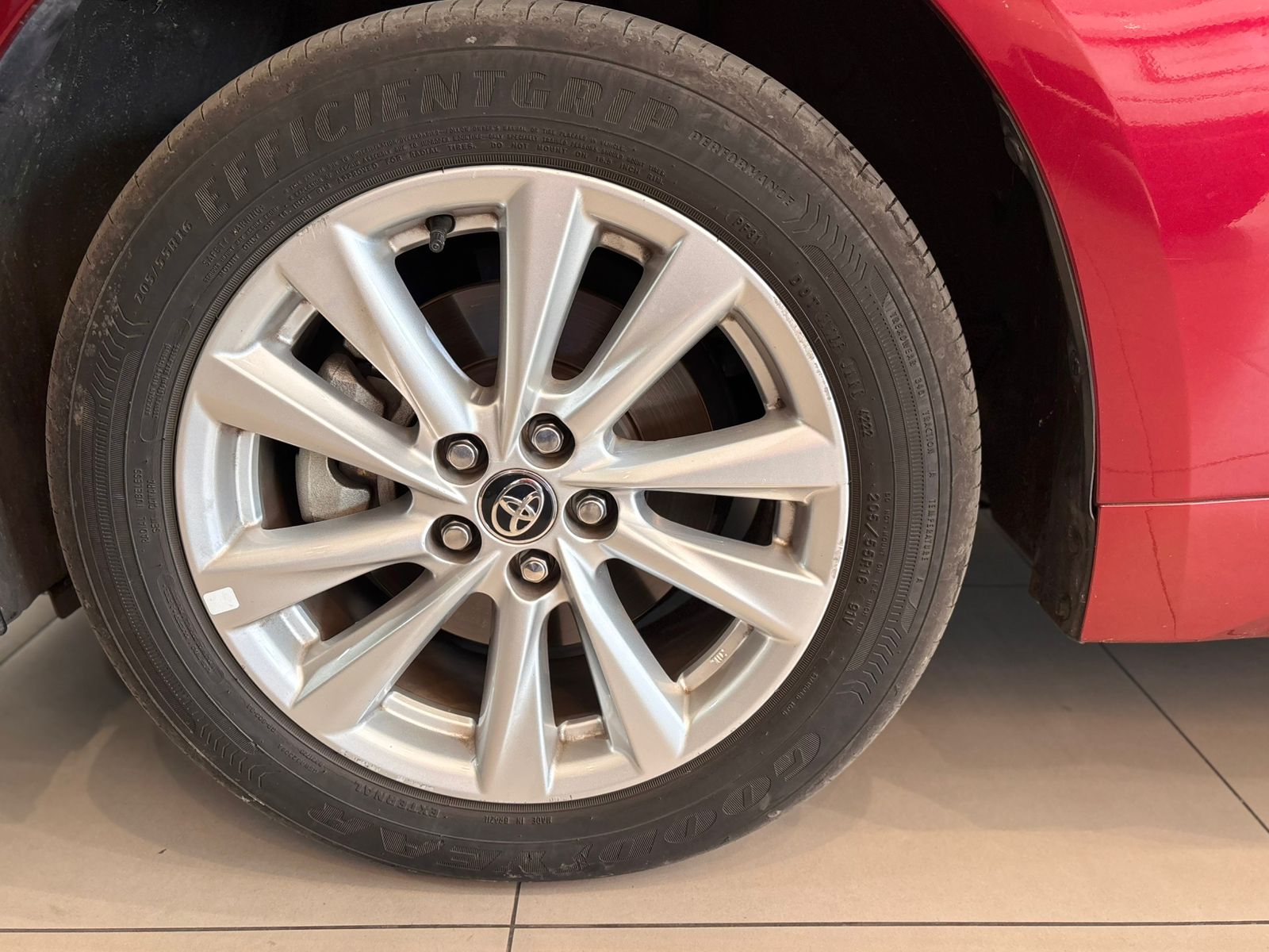 2023 Toyota COROLLA 4P XLE L41.8 AUT