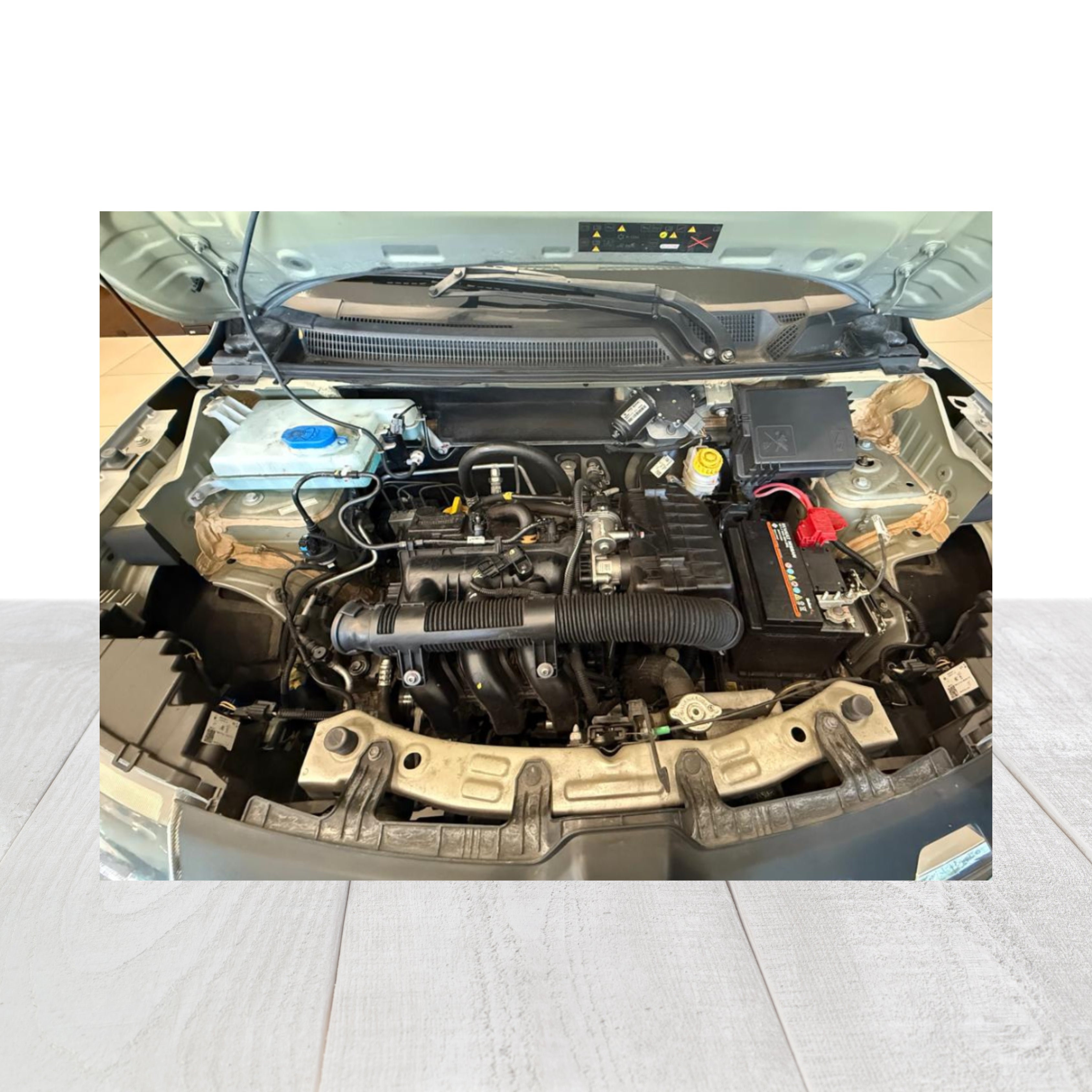 2024 RENAULT KWID 5P BITONO L31.0 MAN