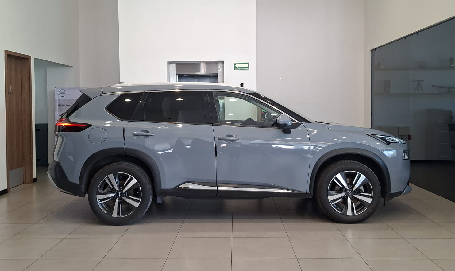 2024 Nissan X-TRAIL 5P PLATINUM 3 ROW L42.5 AUT