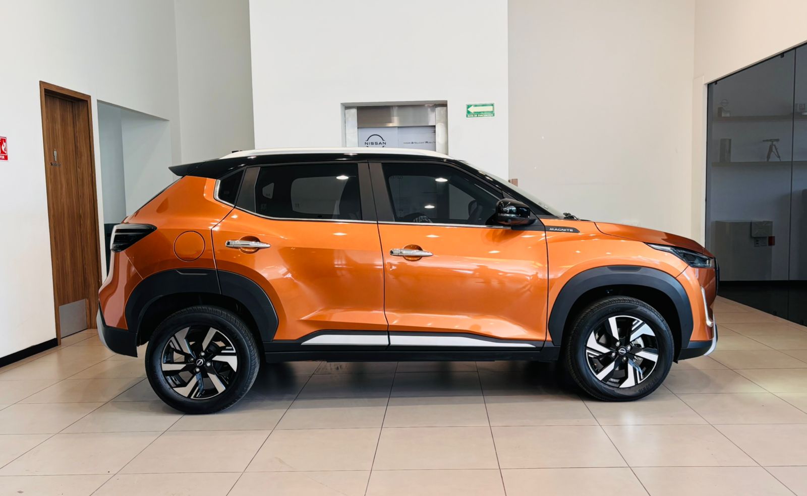 2025 Nissan MAGNITE 5 PUERTAS EXCLUSIVE 1.0 LTS CVT T