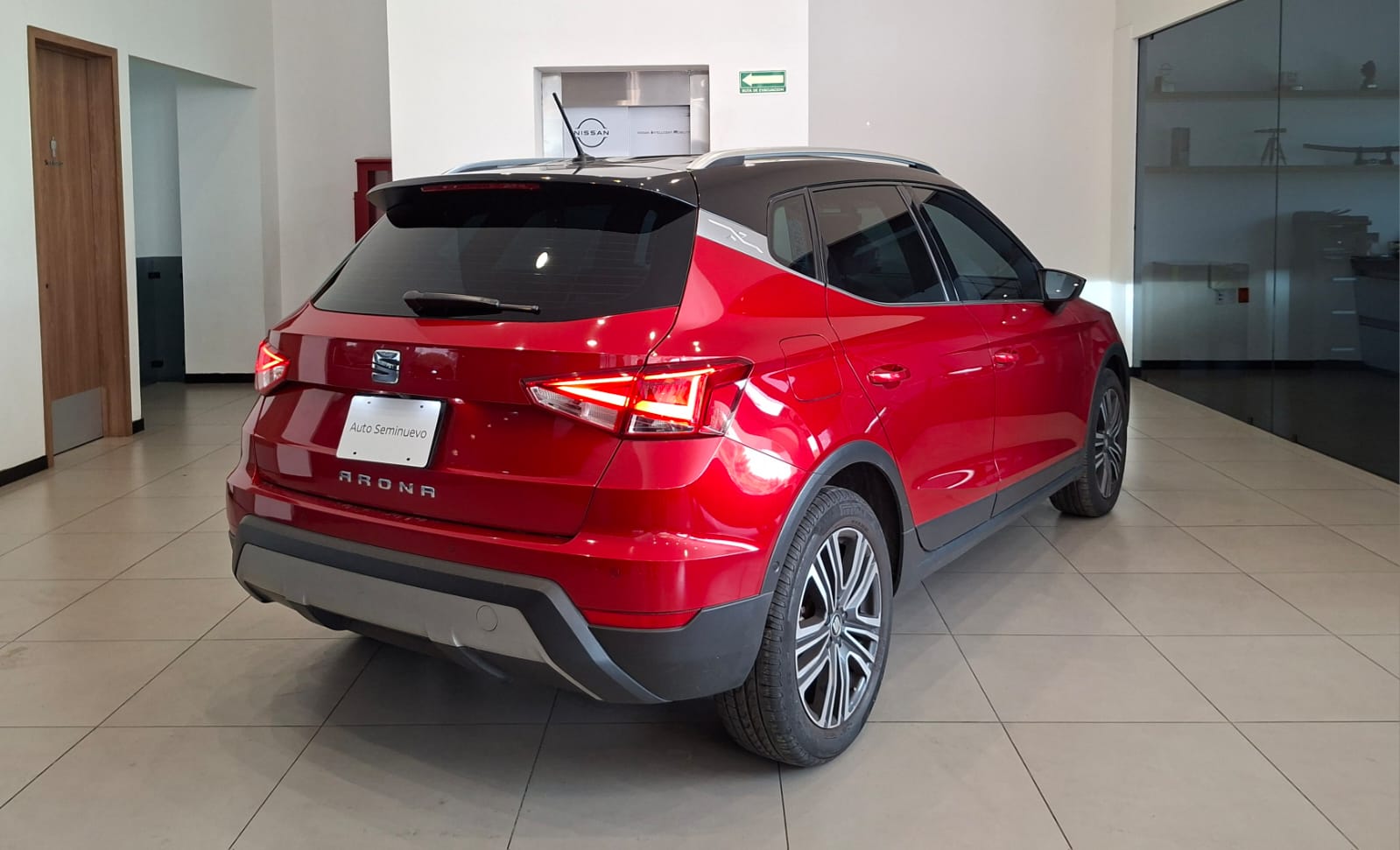 2021 SEAT ARONA 5 PTS XCELLENCE 16L CLIMATRONIC CAMARA REVERSA F LED RA-17